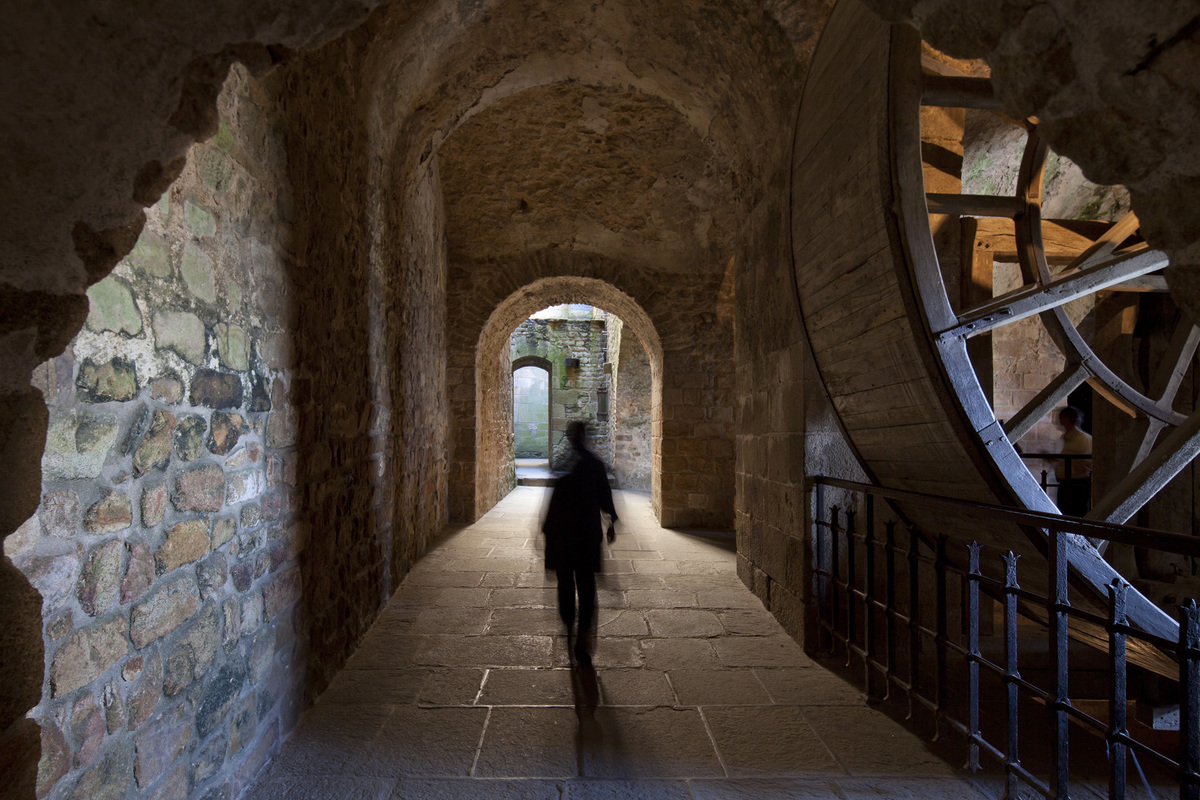 Abbey - Hallway next to the Big Wheel