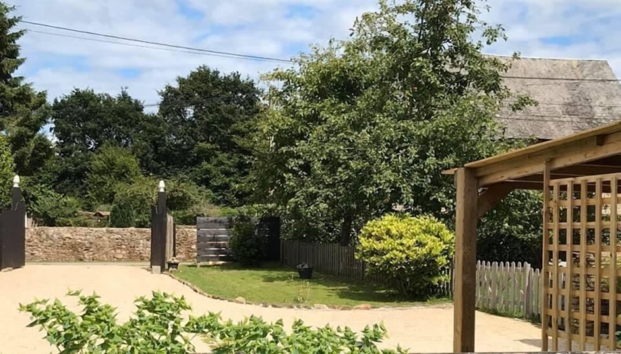 Dragey-Ronthon-Gite-en-B5