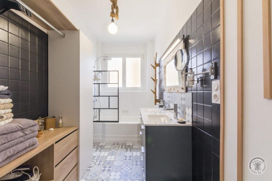 G1078-aec63279f3034e029b43ff7572fad614