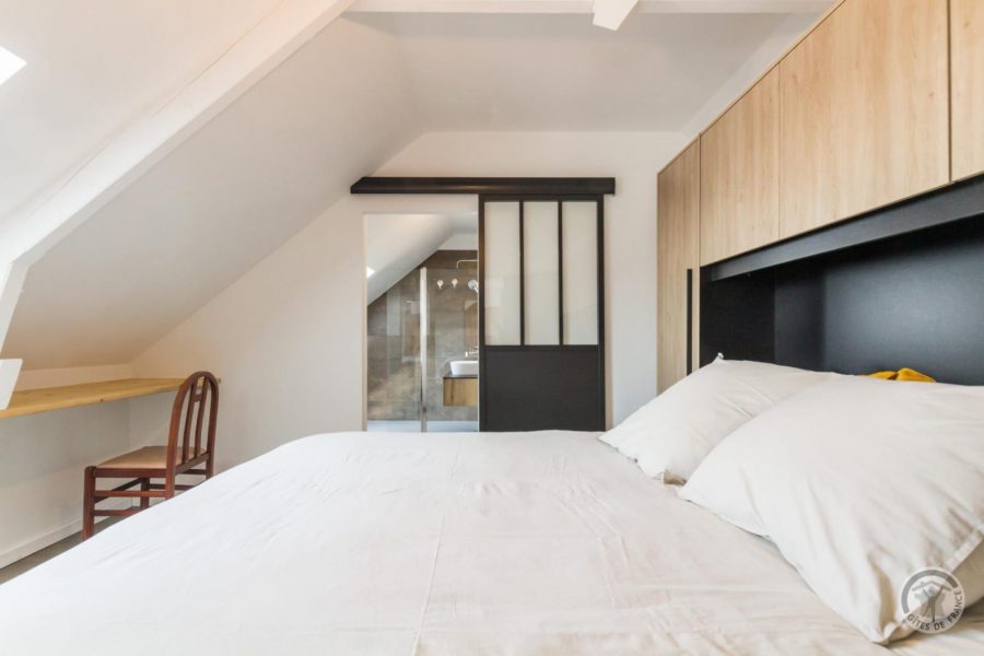 G1221-5f50f4d6411e4ef789fa4f76eb03e2bb