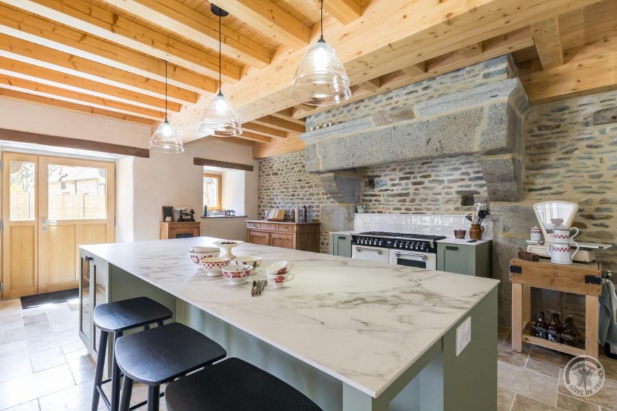 G1250-de7f8fcb09b7462caecb6fffbcd09d72