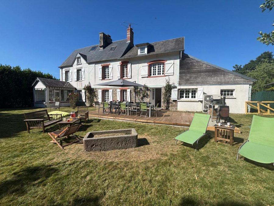 G1256-9c300fdd54bd40d597a627e19878f2e7