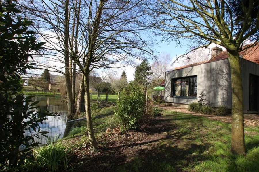 G250-007375b0b358417a83e2b6ef2b13430a