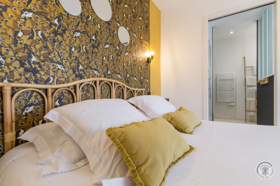 G33377-ec1355e2534e42b2aee6de9ddb65c19c