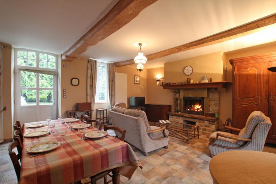 G542-a09e6560989547a68c793f84f053378f