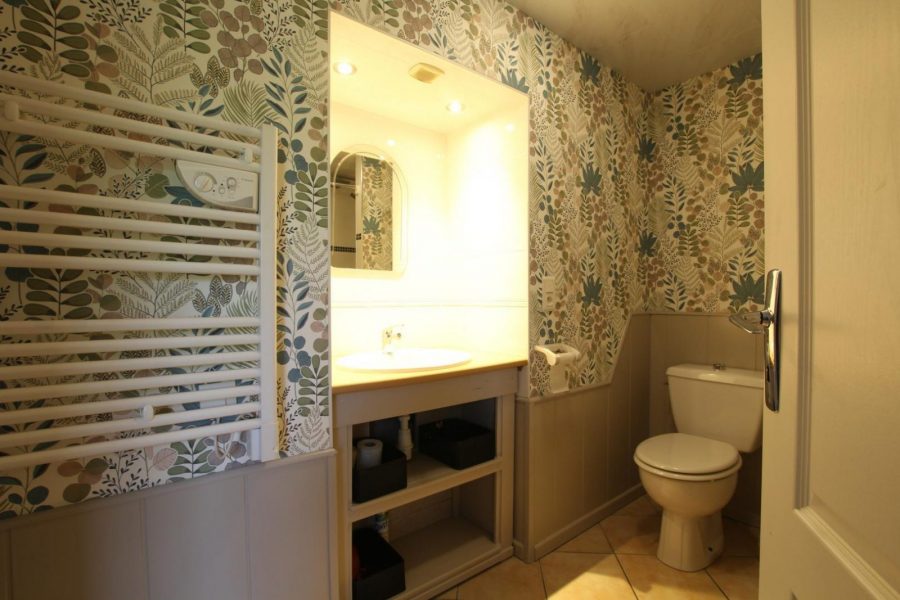 G591-3f2a607dbef34f01b3d29d7e2b999d39