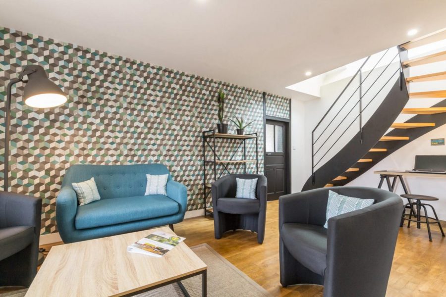 G593-48c29f998a8747b7b059fa3f65aad0a7