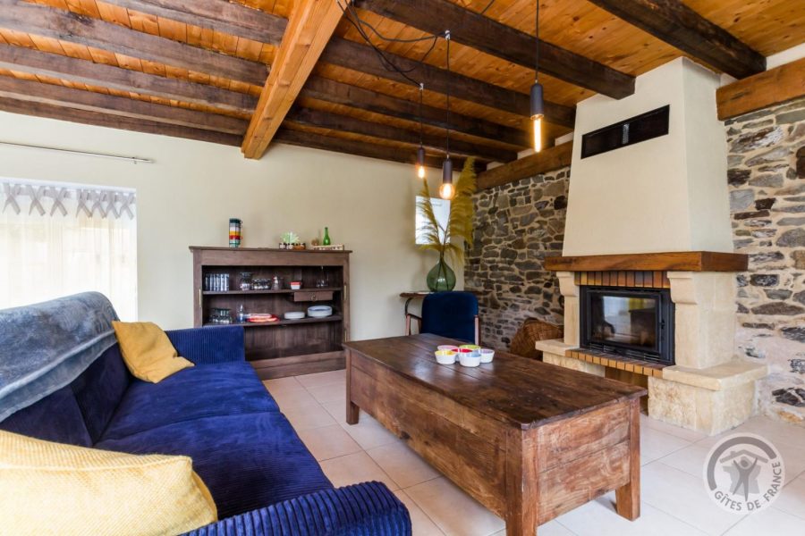 G748-7b221522df44402381ad3e47dab13c5b