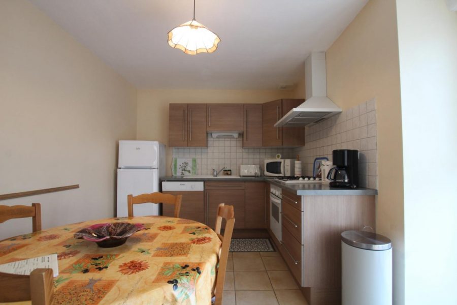 G813-3a2a35f287014670a0f59b16d6f2e5a9