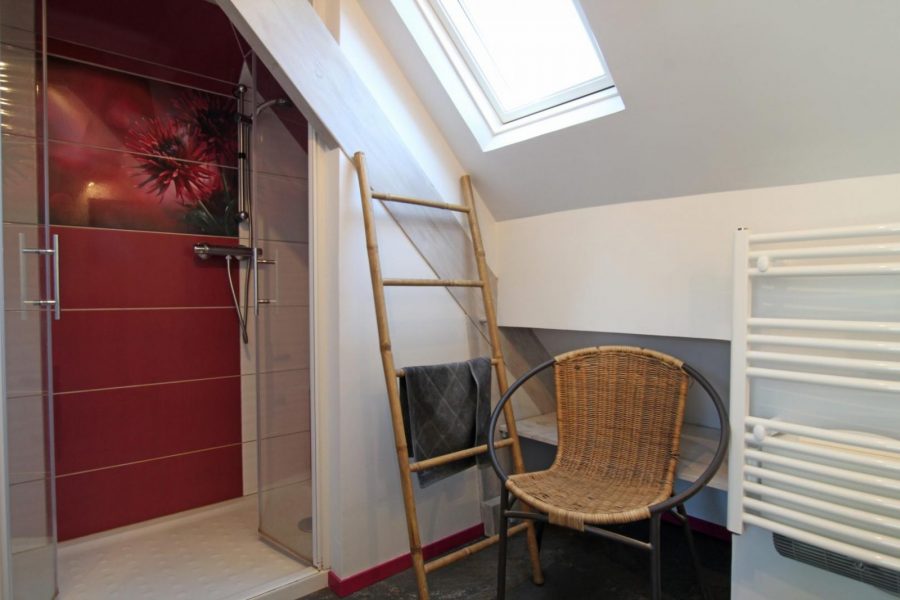 G825-3c3786155c9b451a8545119093af5b3d