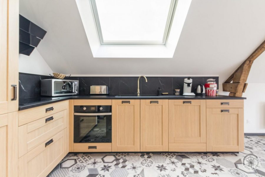 G958-4e073c3079f948f0b878d84ec6ce5682