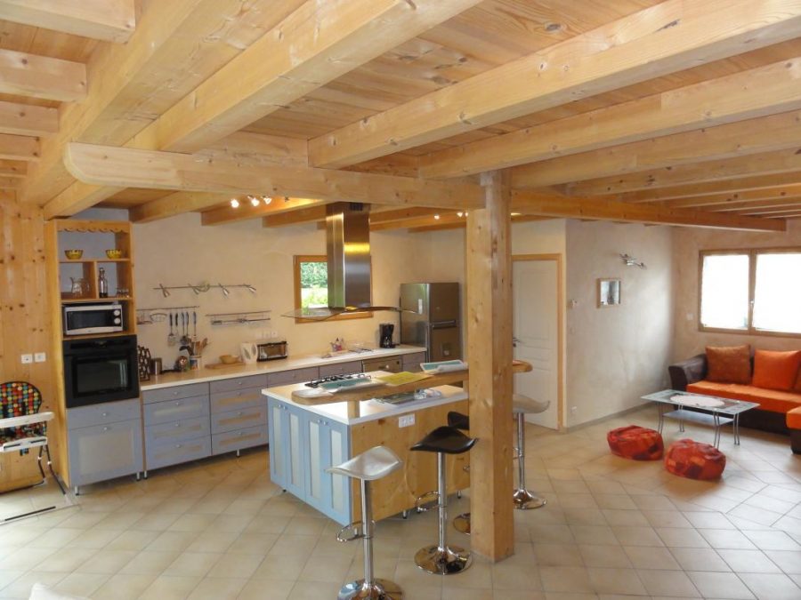 H7053-f1974cfd0964424bb95909e95a289d04