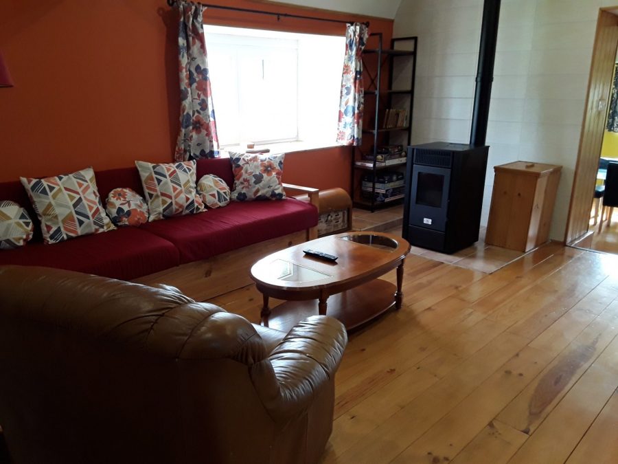 brecey-meuble-de-tourisme-les-moineaux–4-