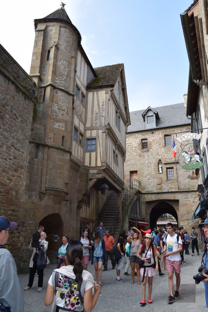 Grande rue du Mont Saint Michel