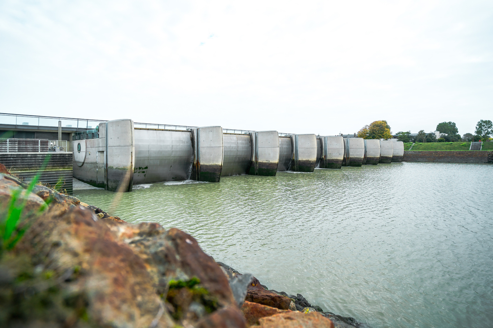 Barrage_Marées_du_Mont_Saint_Michel