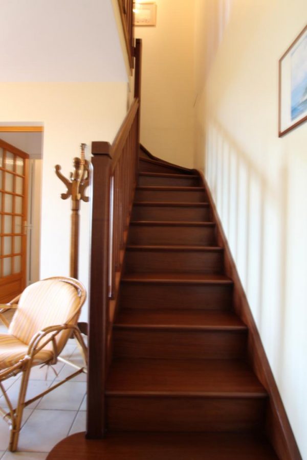 G103-2b4e911fb40343a692502793240bfddb