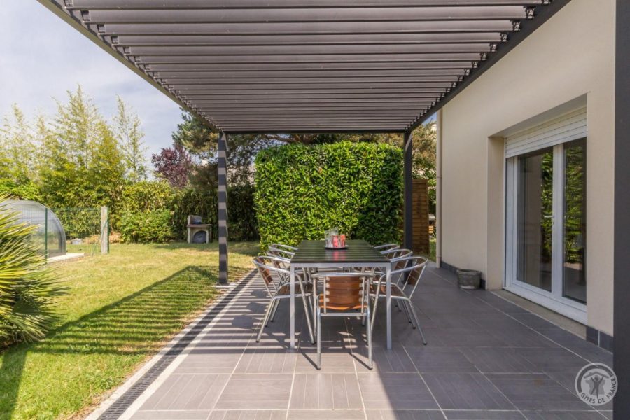 G1099-8d3ef28cf2c24df18f8c8fa432ed757c