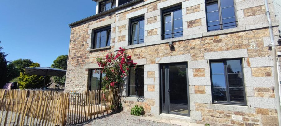 G1130-89ddc065e44d48289213dac26d3e2bb1