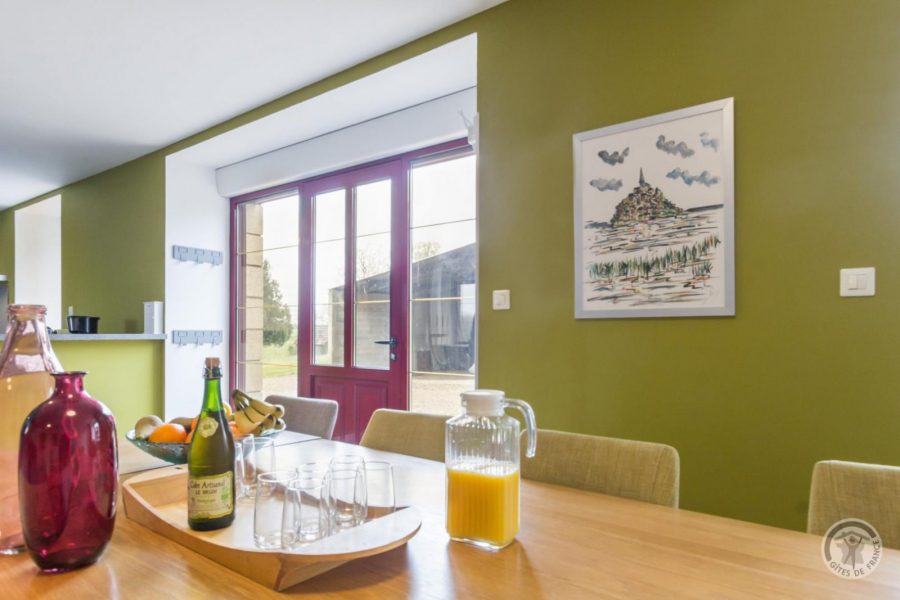 G1148-1bb04ed3f37545d89e90996402a1edbe