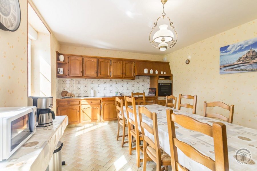 G1156-93776aa4e55a421ebe2b58d22dedcd2c