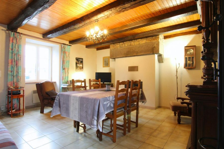 G17-17dfea11b87a429e8319b1723c87a138