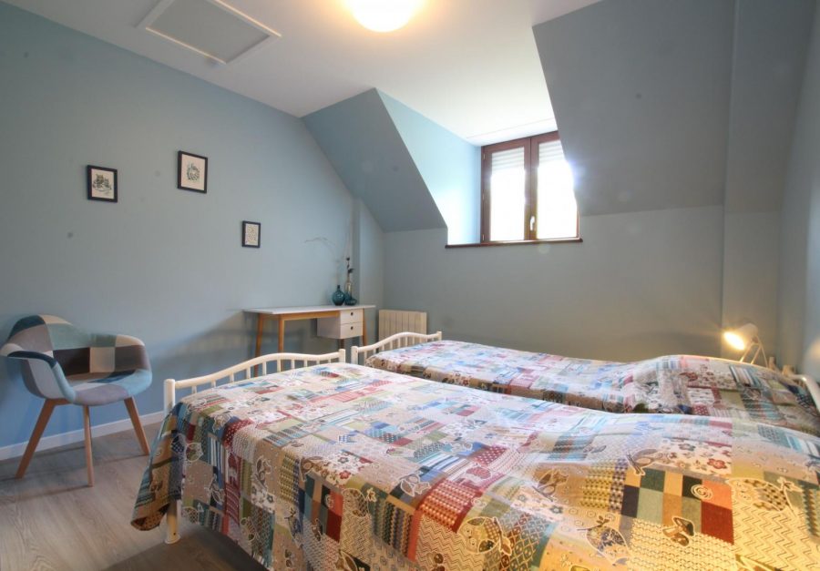 G171-f9e7683611e840ed93a6edafdbd962d5