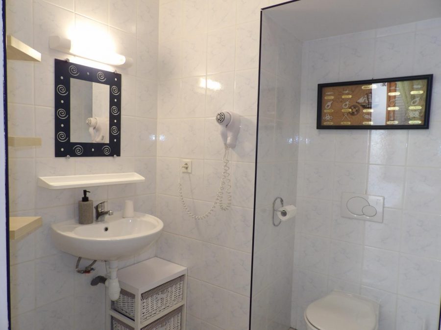 G333207-969cf328de724d0f881f9ac74d70660a