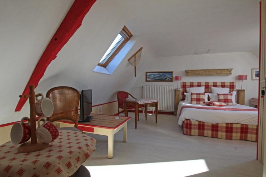 G33326-0025c288f570489bb6ca11aee7b4902a