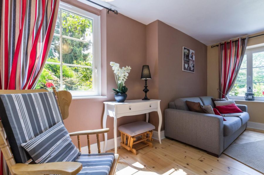 G42-eaf2731d555e4660b809b0046b93fd6d