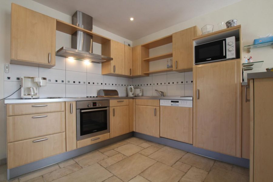 G479-0380c86b74914fc3a71242045f820852