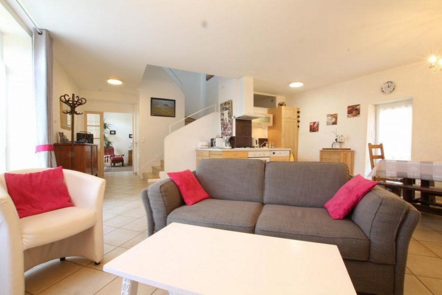 G745-349f1fb217f344669b929b960d885965