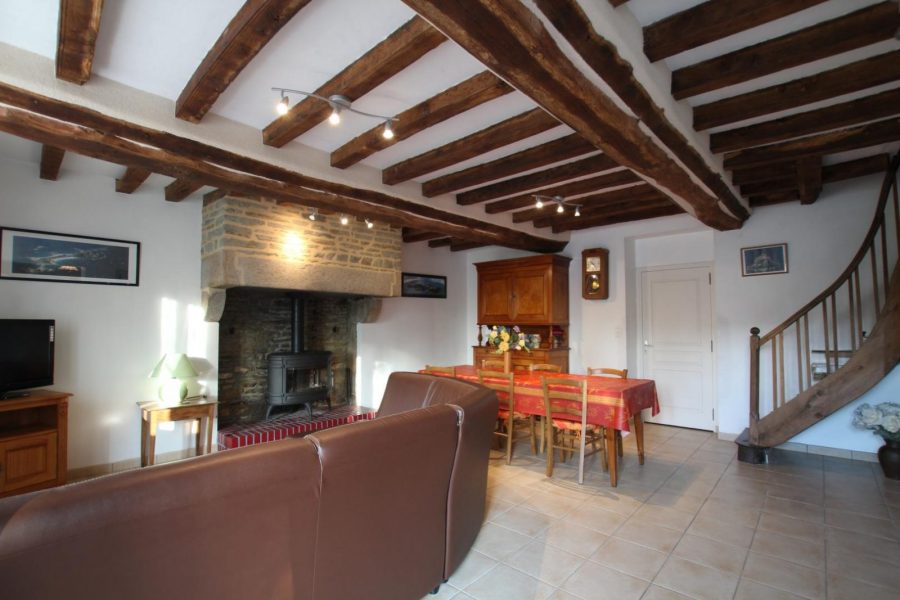 G813-34ae78d9666342a49a1200fab4463568