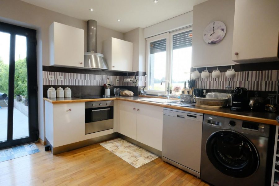 G883-99204a0c8f3644148c842d71322b33db