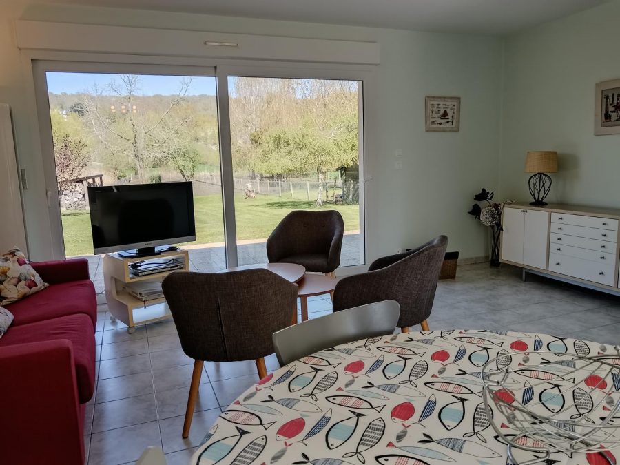 H8008-01d3d206f3e94ec09183dac2d76373d1