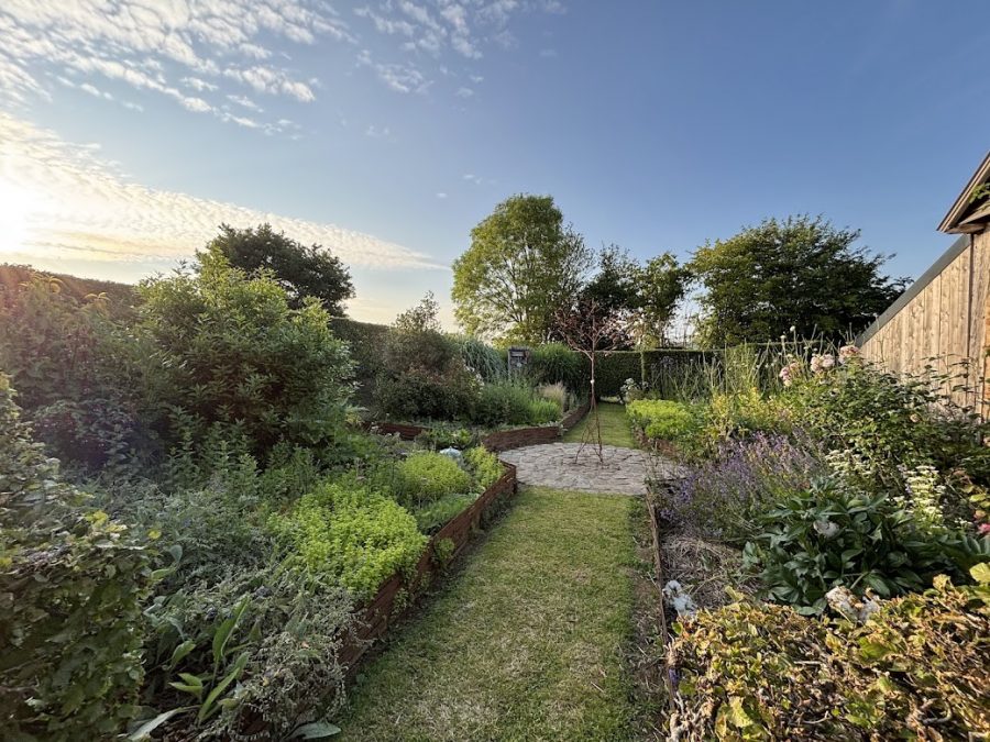 Isigny-le-Buat-Jardin-du-Cassel4