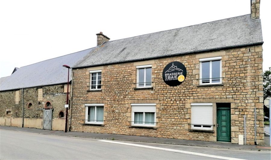 Pontorson-Brasserie-de-la-Baie1
