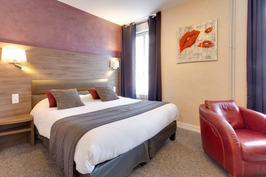 Saint-Hilaire-du-Harcouet-Le-Cygne-Ch-Sup2