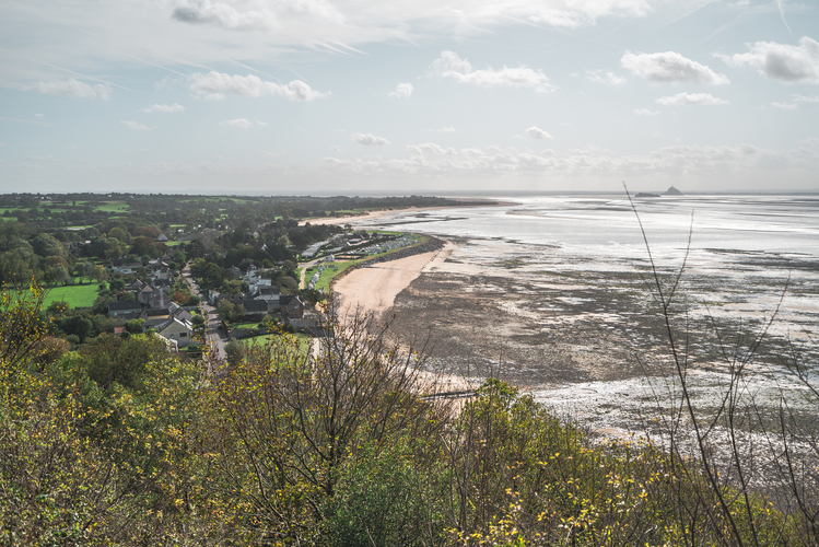 Saint-Jean-le-Thomas_falaise_plage_village