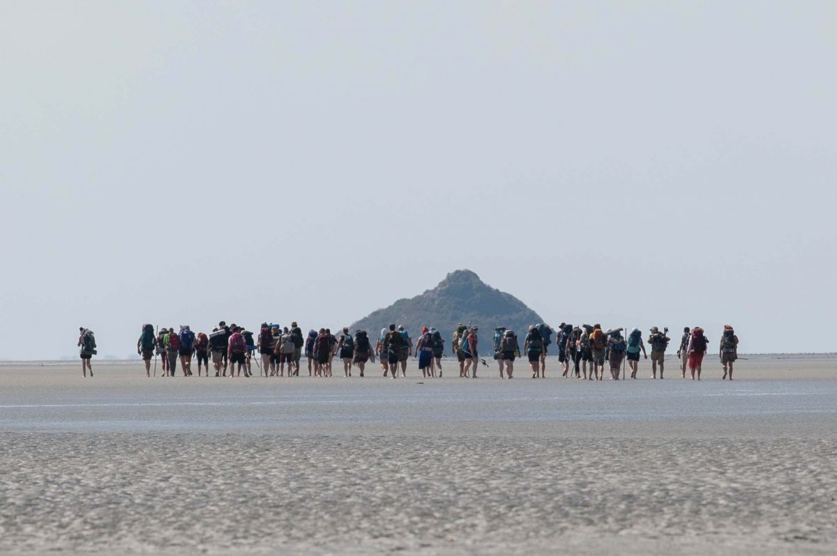 pelerins en traversée de la baie - Tombelaine
