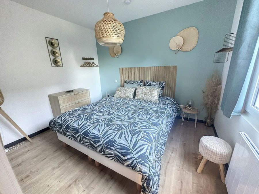 Avranches-goutte-legros-appartement-jacuzzi-interieur-3