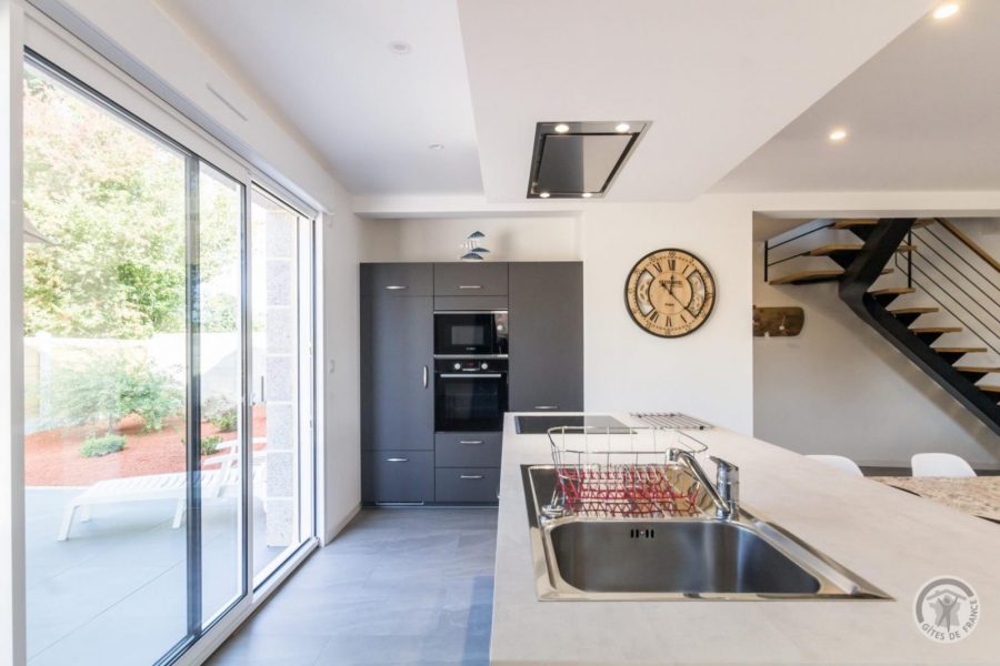 G1035-a1381c40c3b84ff7ba0ba0373c085a1d