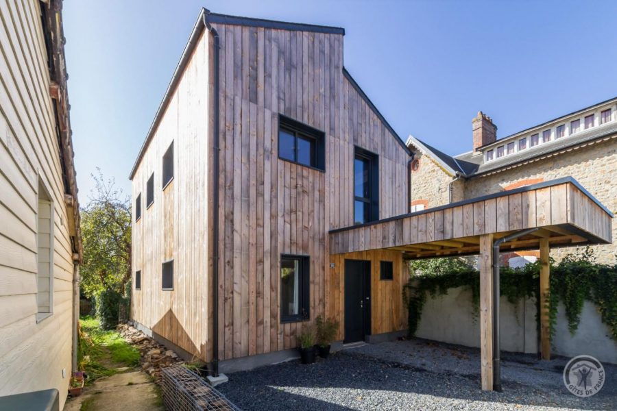 G1066-533ce8d8af8343e68402a7ab00d0dd89