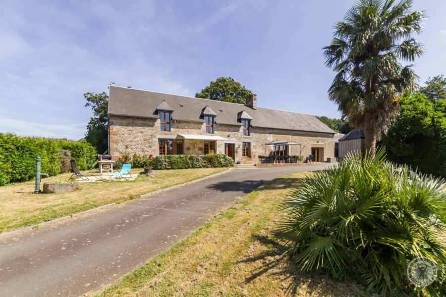 G1111-e7eb5d8ee75d49d1aad37be1fb01a13f