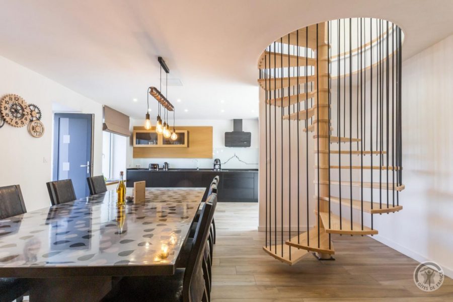 G11613-da95fe51cfc24525a92a0af60ad6f855