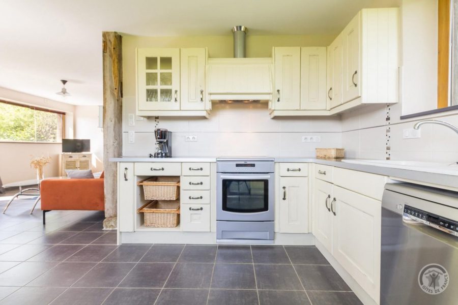 G1226-15a39c89b1eb4c1b862a2ba65858c4aa