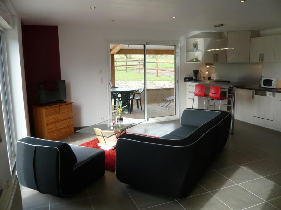 G211-94ff0ed2e4b34f54b802b3c3f6a384be