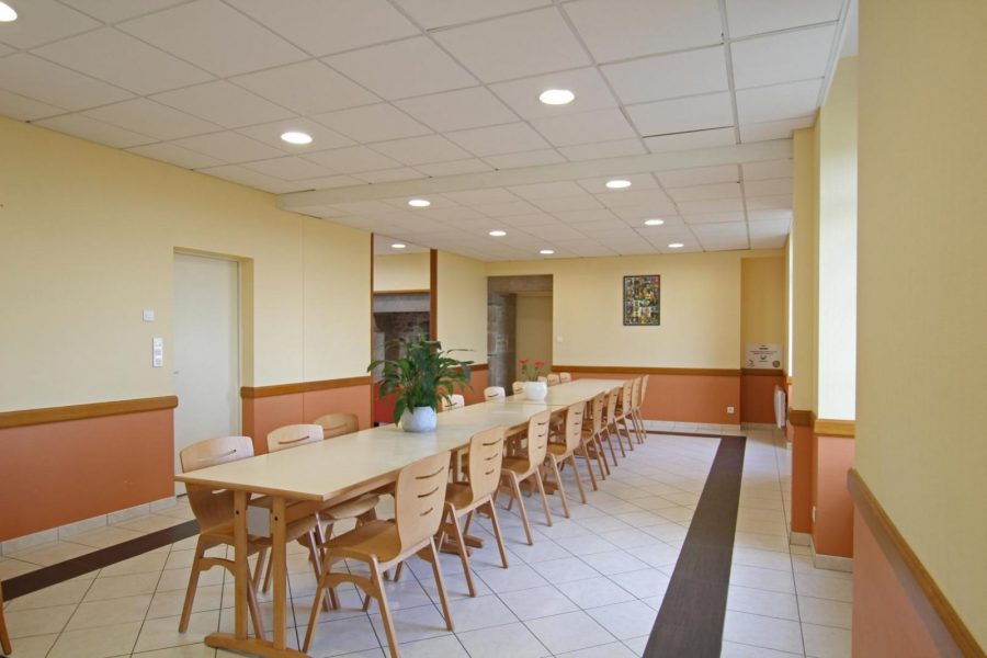 G335-8072810d99cd4d3bad6c9e8ee1a249cb