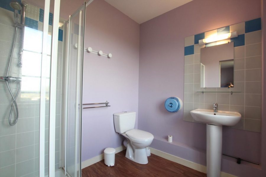 G335-e9517f5bfb28483fbcee8f5fab525a70