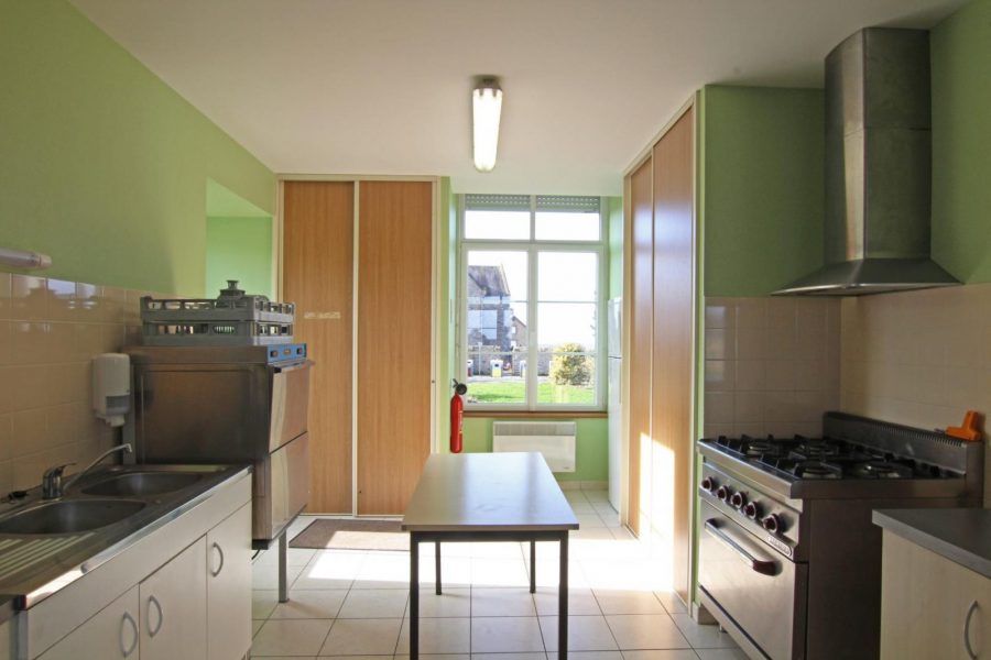 G335-f54ea955ec754614b4b688f4ebe0e6b5