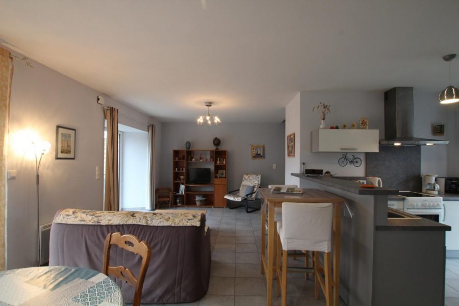 G413-aa7f8935e5834a789ca3f0b68ca91fbd